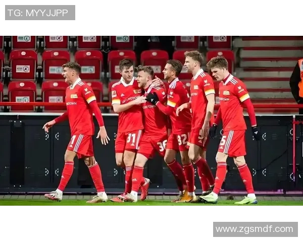 凯恩闪耀！拜仁三球险胜柏林联合，德甲争冠白热化！