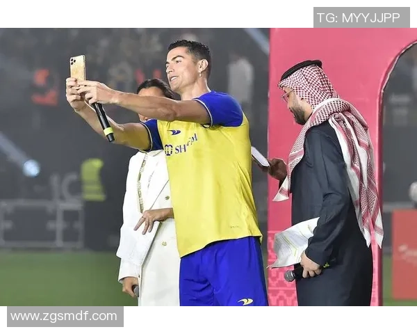 巨星陨落？沙特豪门搅动足坛风云，C罗天价薪资只是开始！